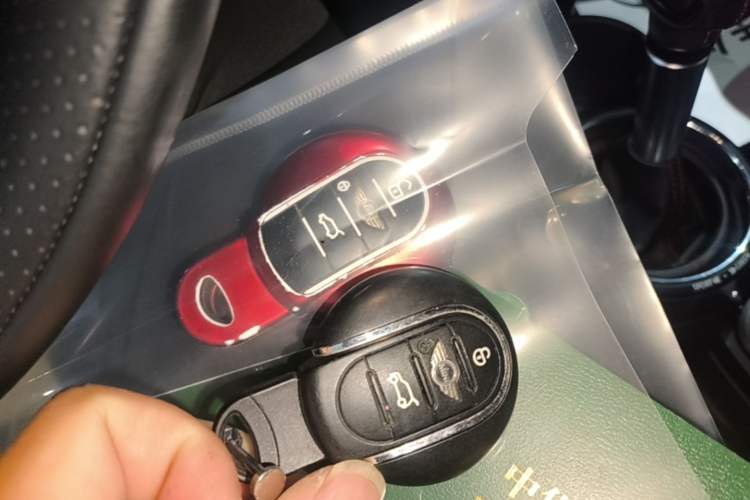 Used MINI 2014 2.0T COOPER S Fun Interior 1