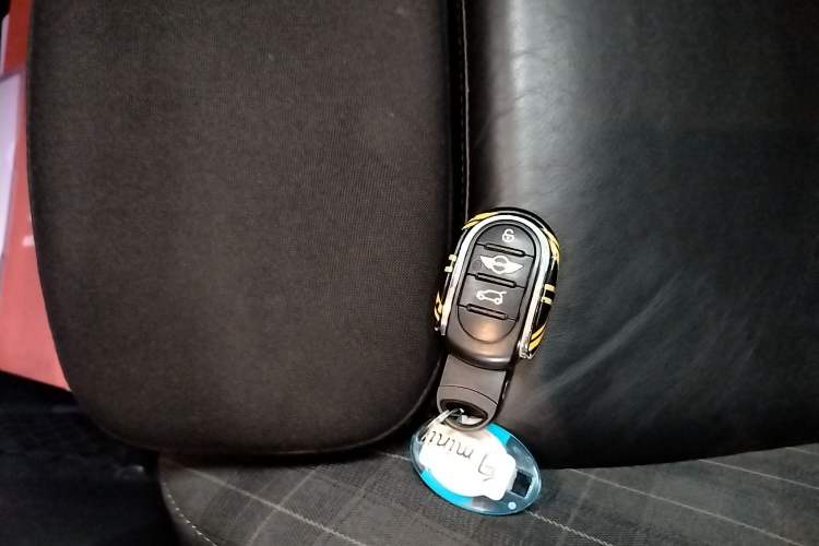 Used MINI 2014 2.0T COOPER S Fun Interior 1