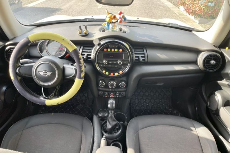 Used MINI 2014 1.2T ONE Interior 2
