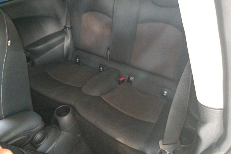 Used MINI 2014 1.2T ONE Interior 4