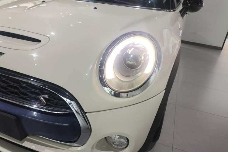 Used MINI 2014 2.0T COOPER S Fun Left Front Headlight