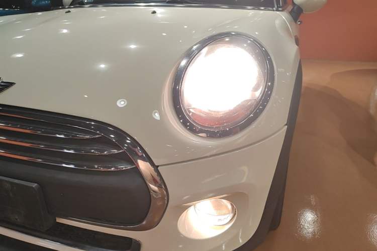 Used MINI 2014 1.2T ONE+ Left Front Headlight