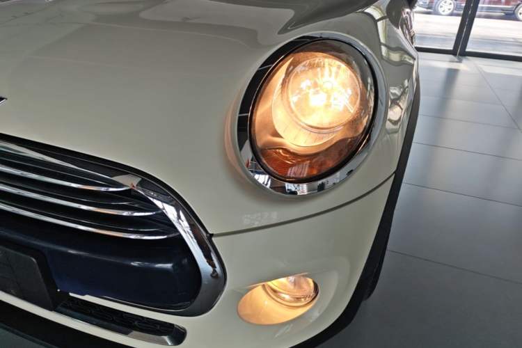 Used MINI 2014 1.5T COOPER Fun Left Front Headlight