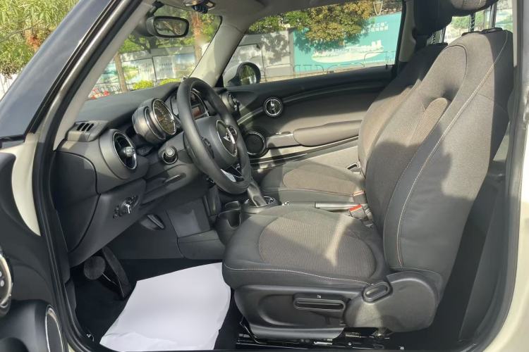 Used MINI 2014 1.2T ONE+ Left Front Seat