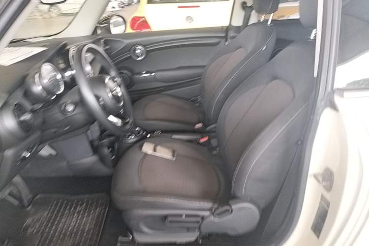 Used MINI 2014 1.5T COOPER Fun Left Front Seat