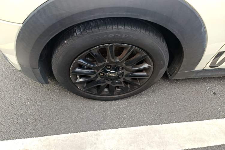 Used MINI 2014 1.2T ONE+ Left Front Wheel Hub