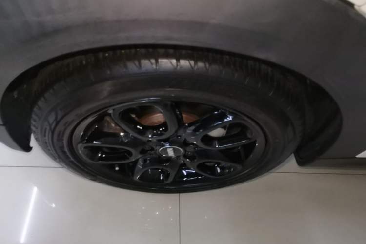 Used MINI 2014 1.2T ONE+ Left Front Wheel Hub