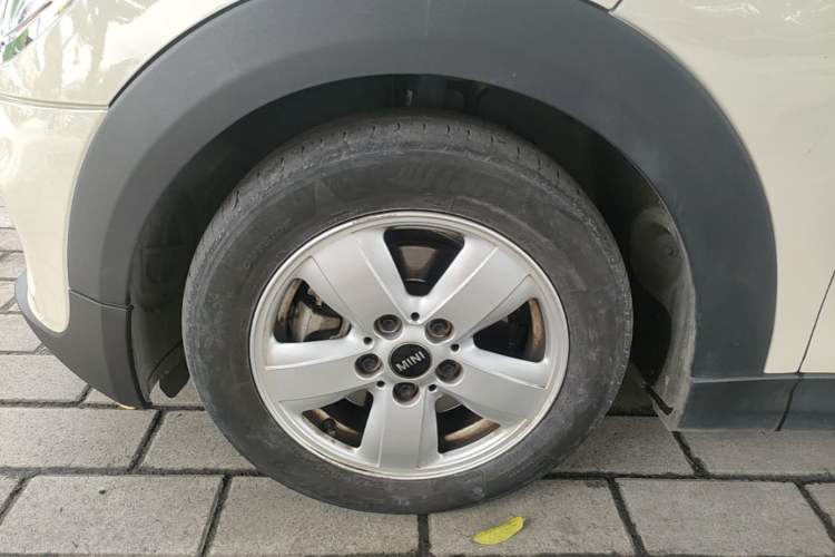 Used MINI 2014 1.2T ONE Left Front Wheel Hub