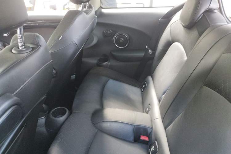 Used MINI 2014 2.0T COOPER S Excitement Left Rear Seat