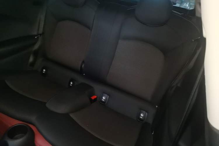 Used MINI 2014 1.2T ONE+ Left Rear Seat