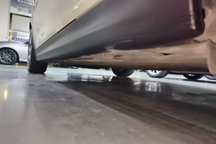Used MINI 2014 1.2T ONE+ Left Side Sill