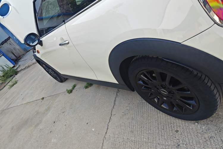 Used MINI 2014 1.5T COOPER Fun Left Side Sill