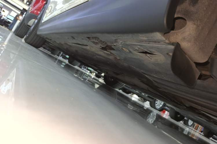 Used MINI 2014 1.2T ONE+ Left Side Sill