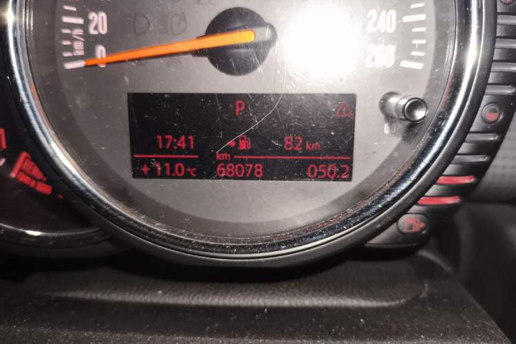 Used MINI 2014 1.5T COOPER Fun Odometer Close Up