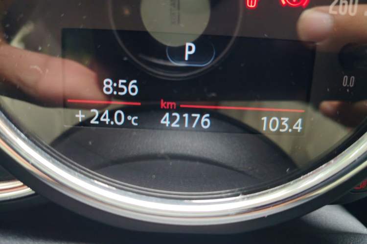 Used MINI 2014 1.5T COOPER Fun Odometer Close Up