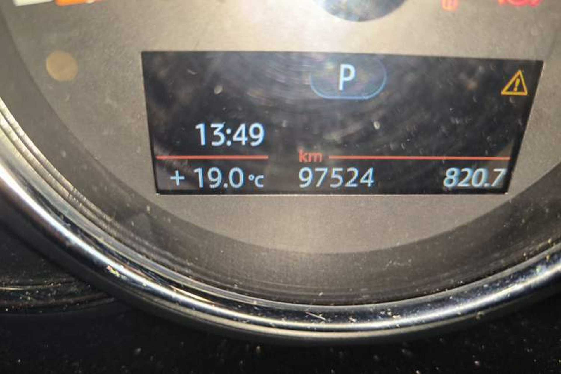 Used MINI 2014 1.5T COOPER Fun Odometer Close Up