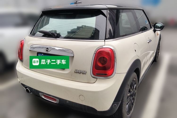 Used MINI 2014 1.5T COOPER Fun Rear