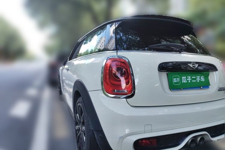 Used MINI 2014 2.0T COOPER S Excitement Rear Left 45 Deg