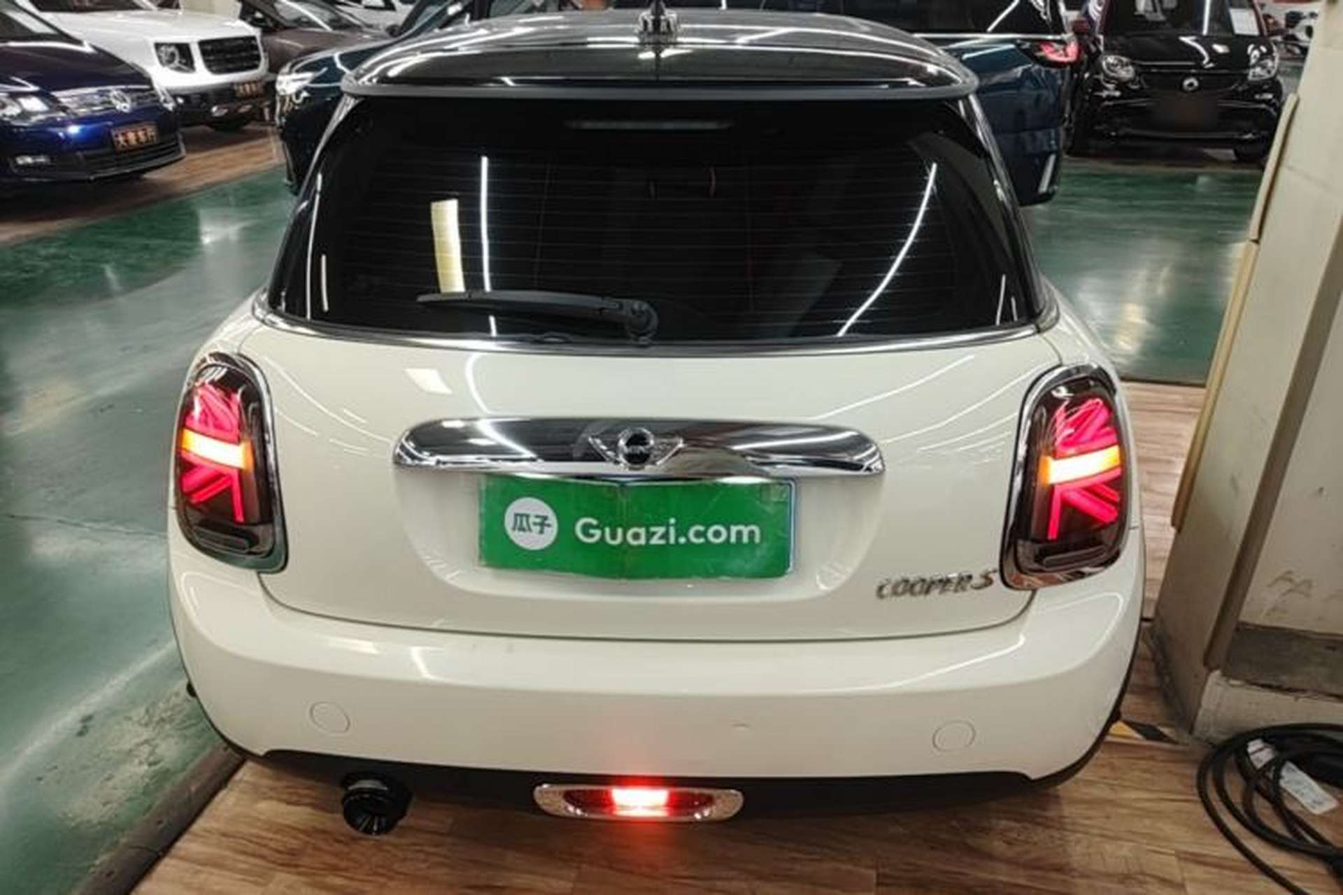 Used MINI 2014 1.5T COOPER Fun Rear