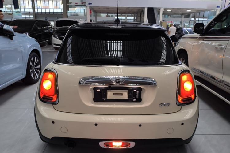 Used MINI 2014 1.2T ONE Rear