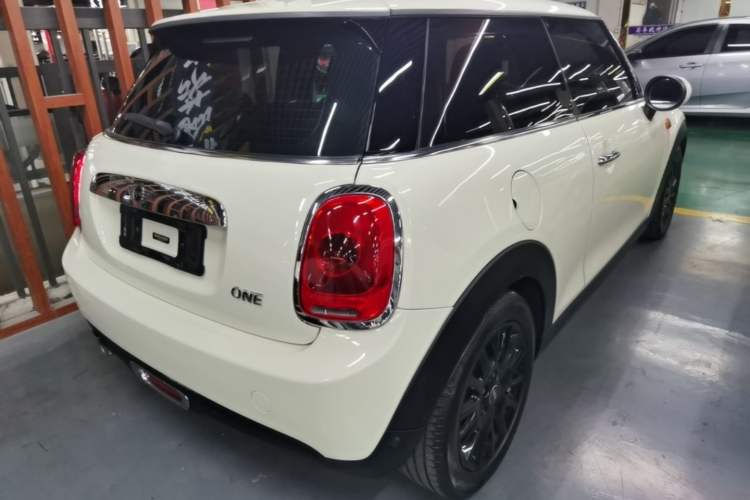 Used MINI 2014 1.2T ONE+ Rear Right 45 Deg