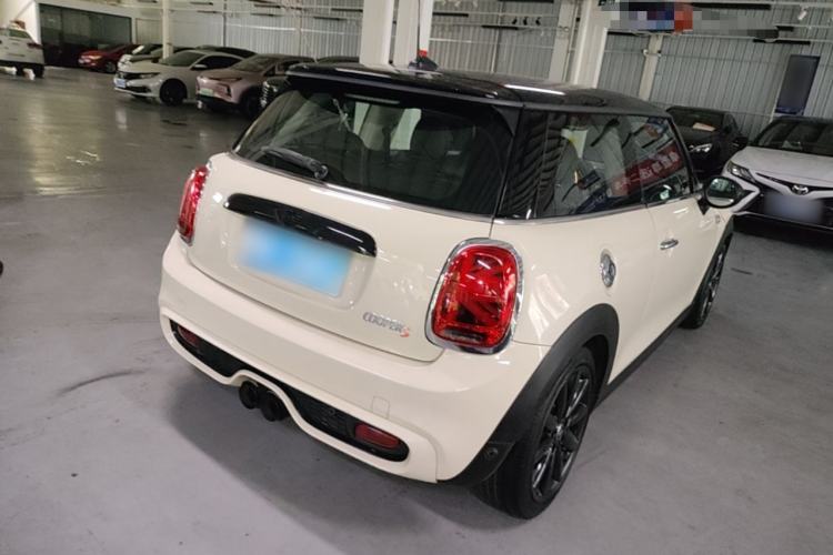 Used MINI 2014 2.0T COOPER S Excitement Rear Right 45 Deg
