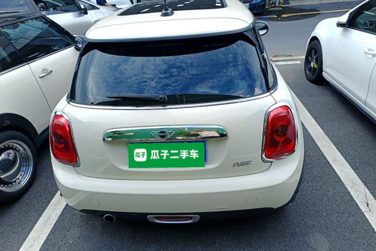 Used MINI 2014 1.2T ONE+ Rear