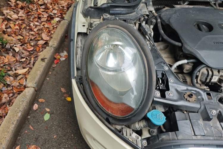 Used MINI 2014 1.5T COOPER Fun Right Front Headlight