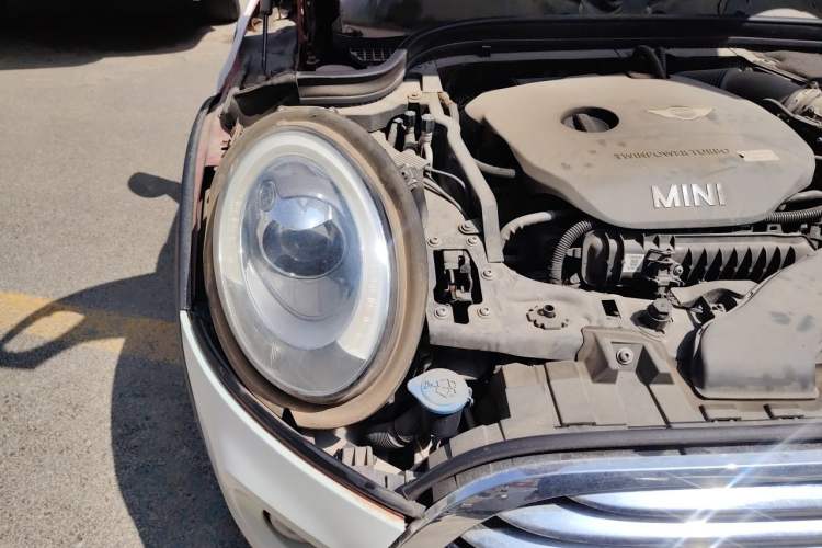 Used MINI 2014 1.5T COOPER Fun Right Front Headlight