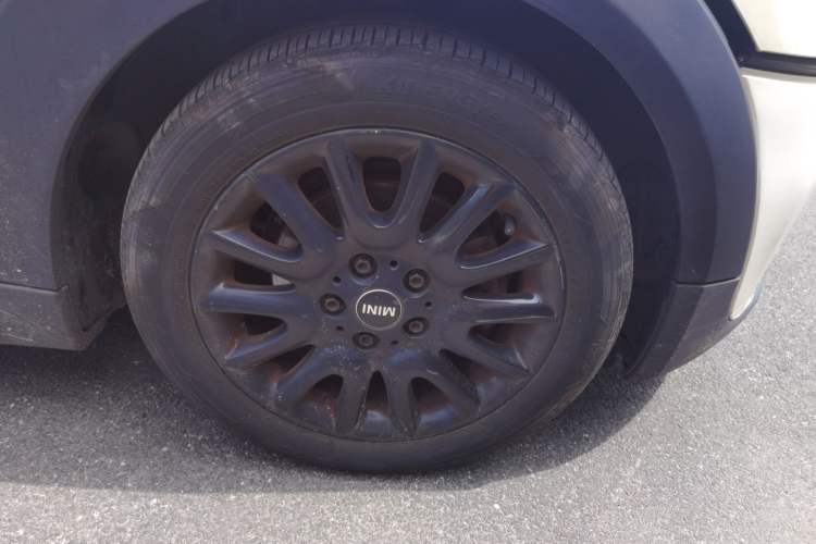 Used MINI 2014 1.5T COOPER Fun Right Front Wheel Hub