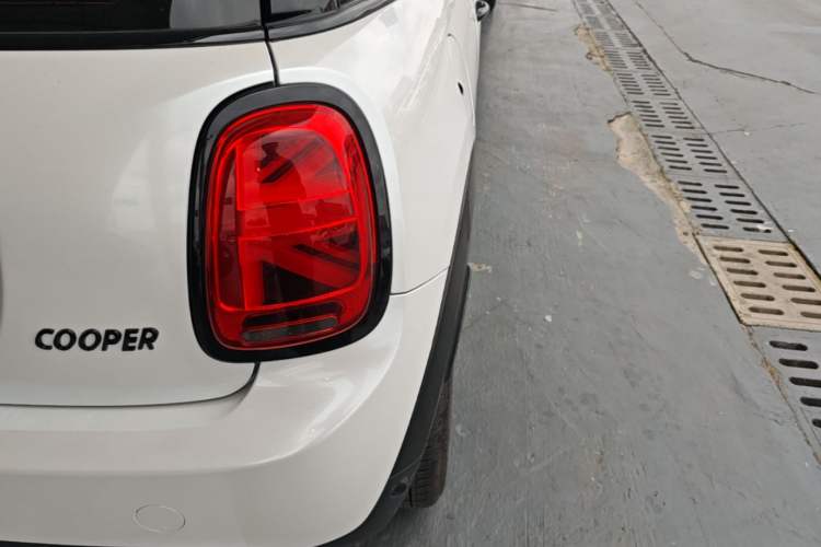 Used MINI 2014 1.5T COOPER Fun Right Rear Taillight