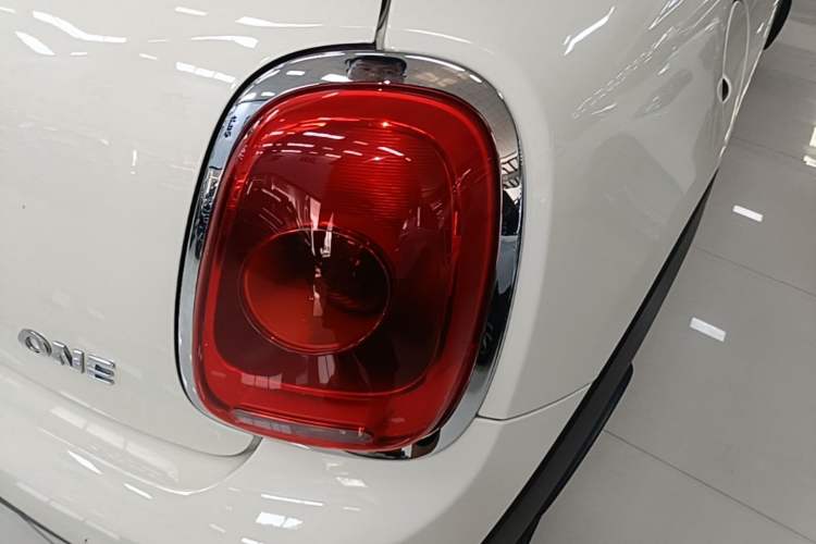 Used MINI 2014 1.2T ONE+ Right Rear Taillight