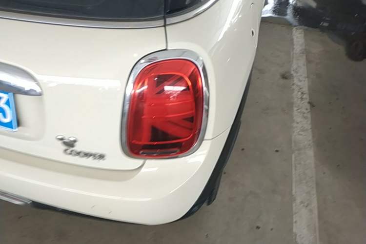 Used MINI 2014 1.5T COOPER Fun Right Rear Taillight