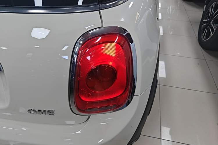 Used MINI 2014 1.2T ONE+ Right Rear Taillight