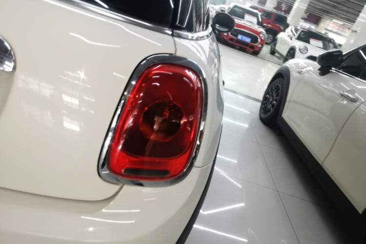 Used MINI 2014 1.2T ONE+ Right Rear Taillight