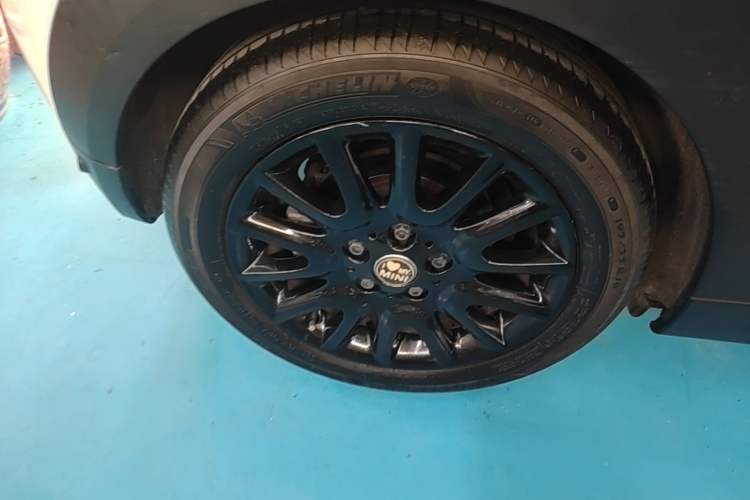 Used MINI 2014 1.5T COOPER Fun Right Rear Wheel Hub