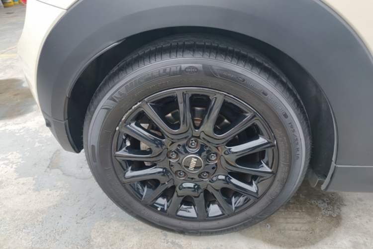 Used MINI 2014 1.5T COOPER Excitement Right Rear Wheel Hub