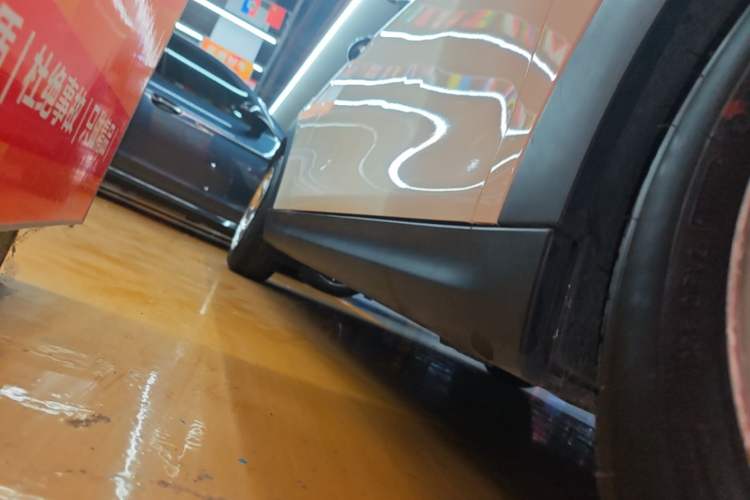 Used MINI 2014 1.2T ONE Right Side Sill
