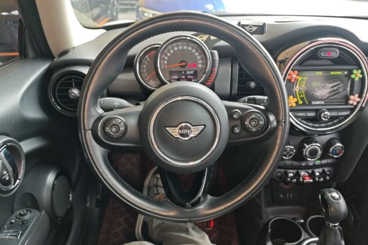 Used MINI 2014 1.5T COOPER Fun Steering Wheel