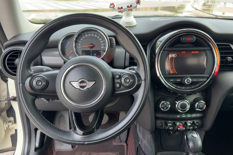 Used MINI 2014 1.5T COOPER Fun Steering Wheel