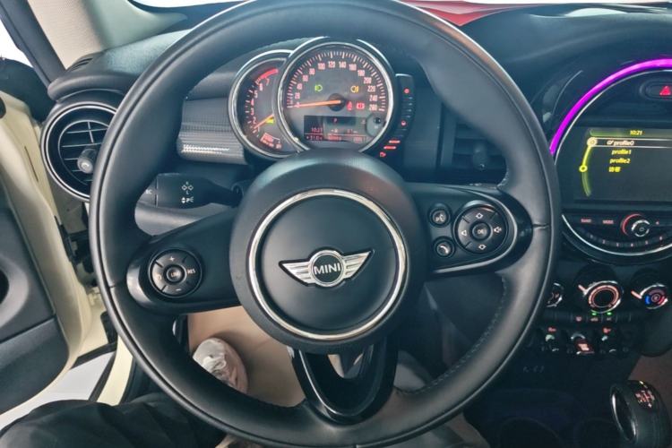 Used MINI 2014 1.5T COOPER Fun Steering Wheel