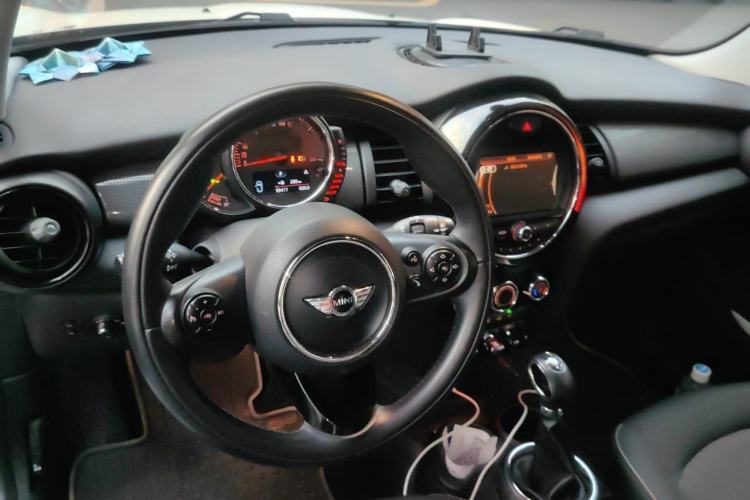 Used MINI 2014 1.5T COOPER Fun Steering Wheel