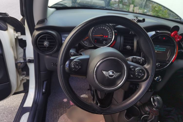 Used MINI 2014 1.5T COOPER Fun Steering Wheel