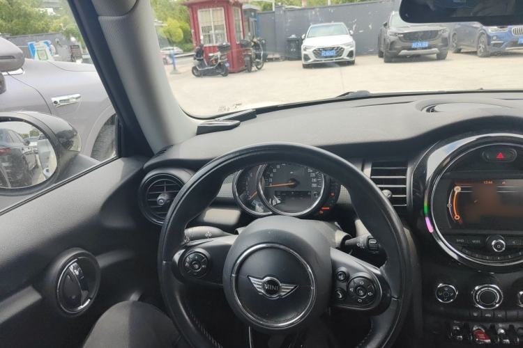 Used MINI 2014 1.5T COOPER Fun Steering Wheel