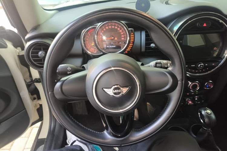 Used MINI 2014 1.2T ONE Steering Wheel