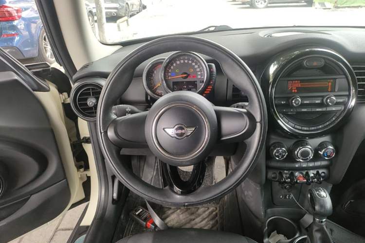 Used MINI 2014 1.2T ONE Steering Wheel