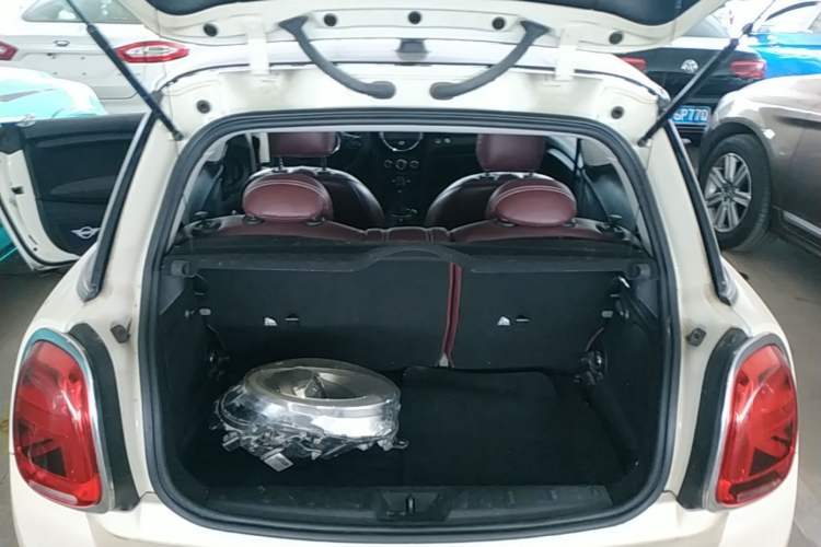 Used MINI 2014 1.5T COOPER Fun Trunk