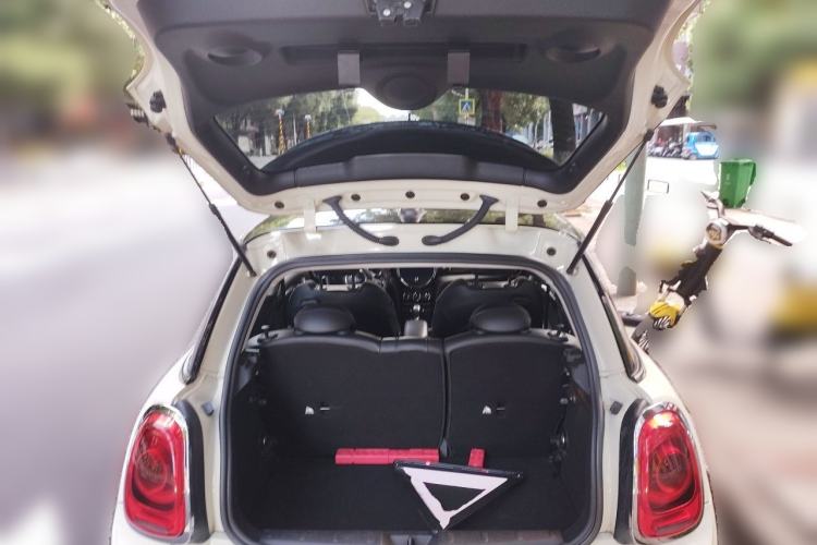 Used MINI 2014 2.0T COOPER S Excitement Trunk