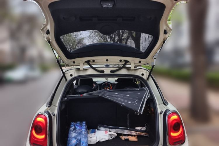 Used MINI 2014 2.0T COOPER S Excitement Trunk