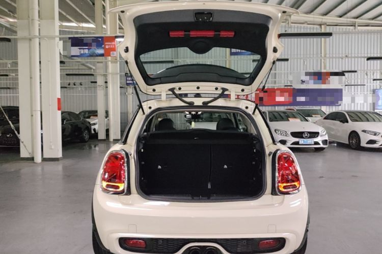 Used MINI 2014 2.0T COOPER S Excitement Trunk